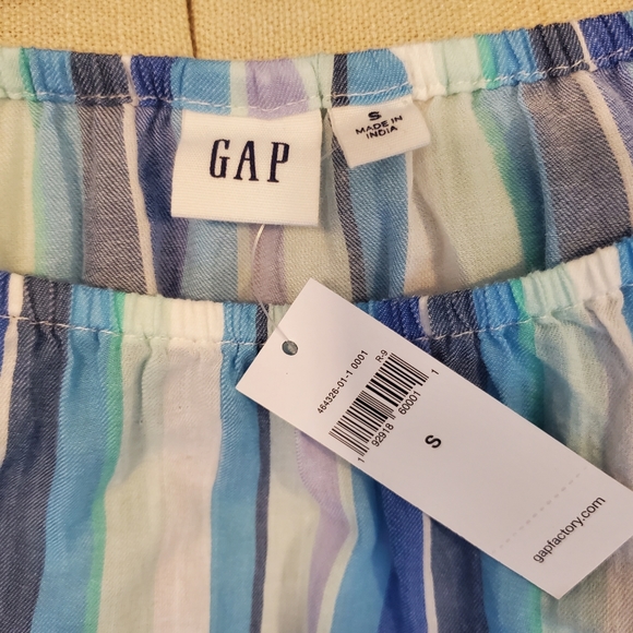 NWT Shades of Blue Off The Shoulder Top - Picture 4 of 6